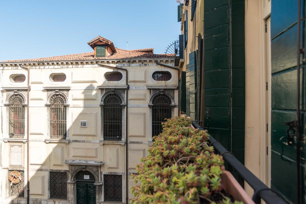 Ghetto Modern Apt For 4, Venice Leilighet Eksteriør bilde